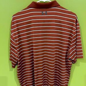 Under Armour men’s golf shirt, red and white.XL